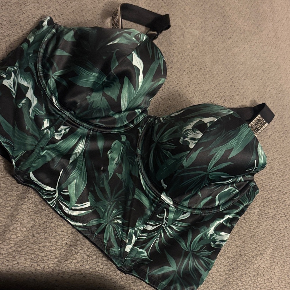 Victoria's Secret Tropical Green Bra